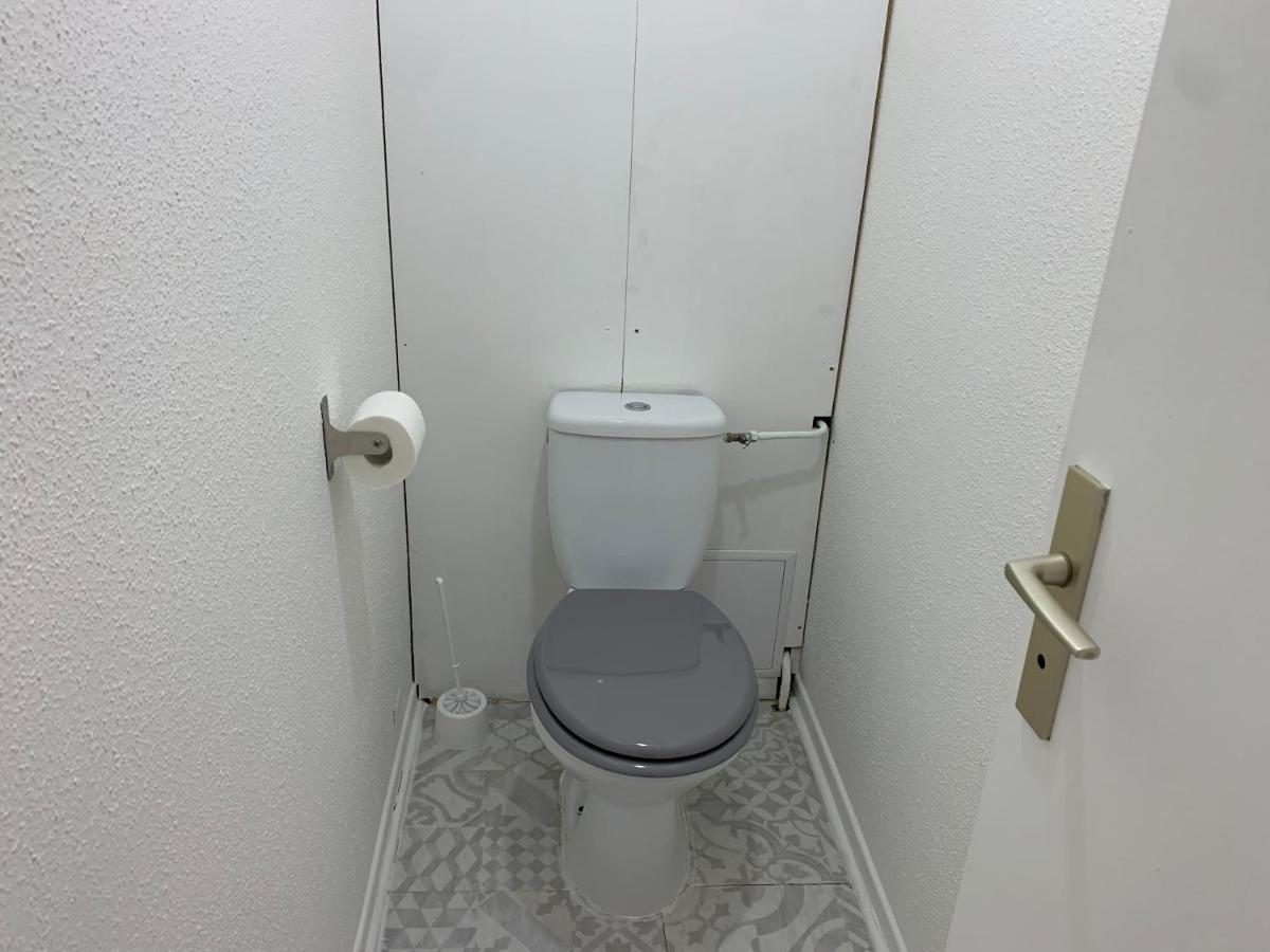 Appartement 2Eme Etage 42M2 Hyper Centre Ville / Parking Gratuit ريوم المظهر الخارجي الصورة