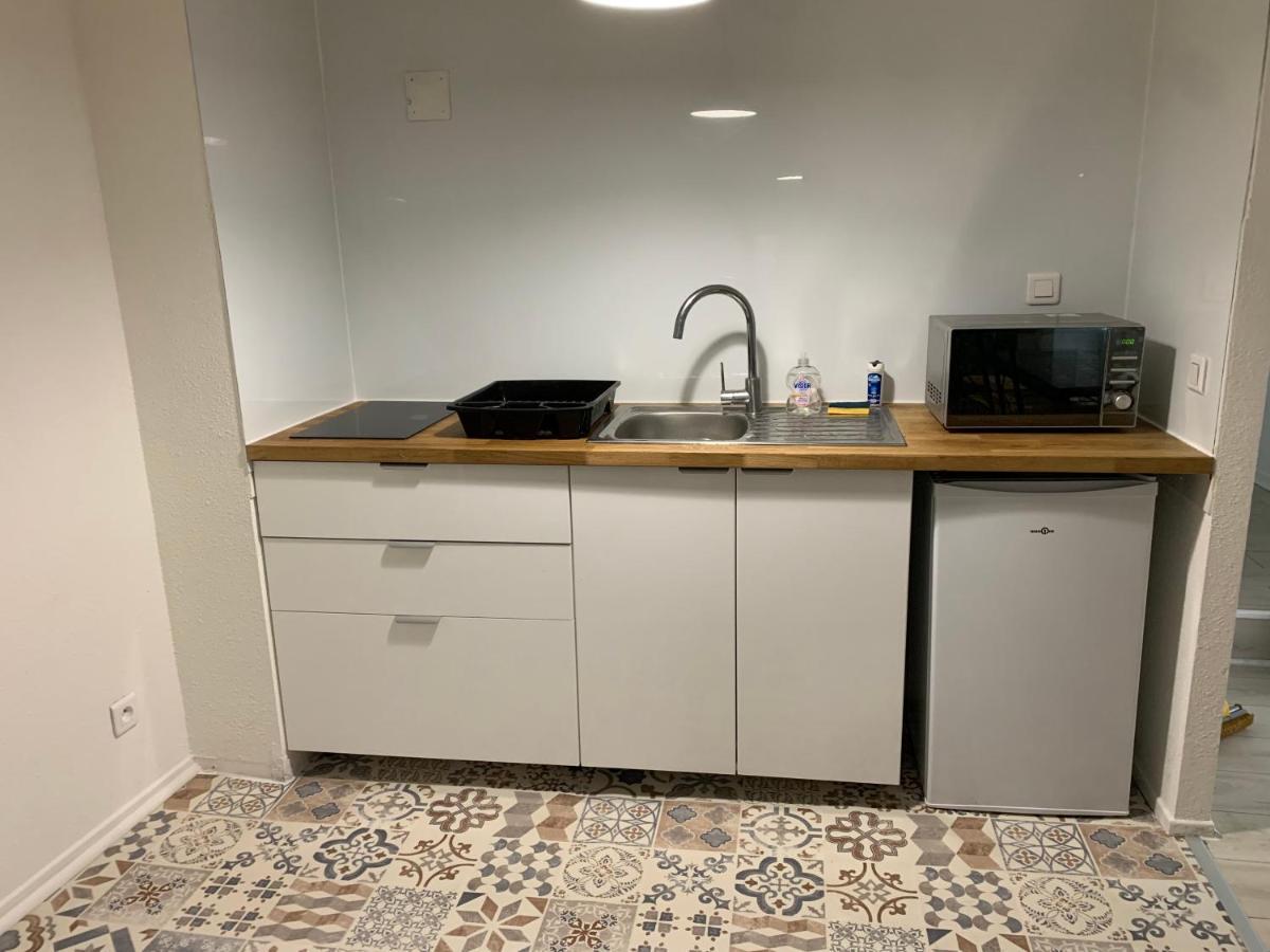 Appartement 2Eme Etage 42M2 Hyper Centre Ville / Parking Gratuit ريوم المظهر الخارجي الصورة